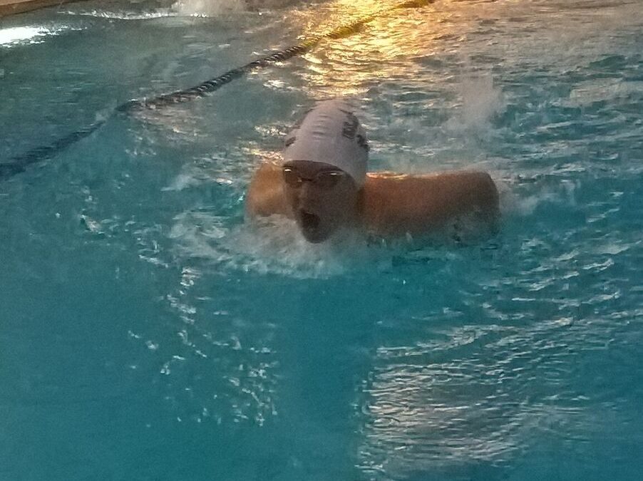 Au fil des championnats Interclubs départementaux à St-Martin le Vinoux (3) : D’un relais à l’autre, du 4*200 au 4*100 4N.