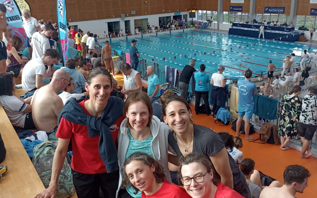 Championnats de France maitres à Bourg en Bresse : Ophélie or, Pierre or, Axelle argent, Ophélie argent, Sandrine bronze